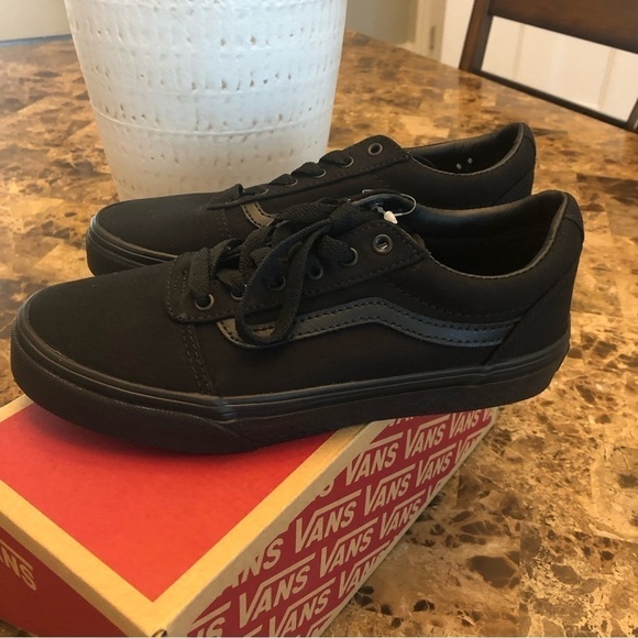 Vans Canvas black shoes sneakers, kids size 3.5. Brand new with box - Picture 6 of 15